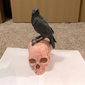 Raven Sculpture